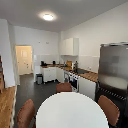 Lejlighed F4 - 2 Zimmer-wohnung *