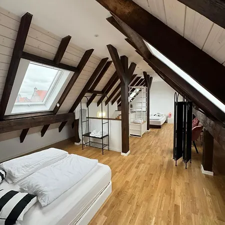 F4 - 2 Zimmer-wohnung * Offenbach am Main