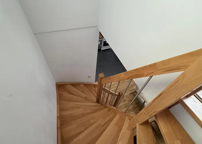 F4 - 2 Zimmer-wohnung *